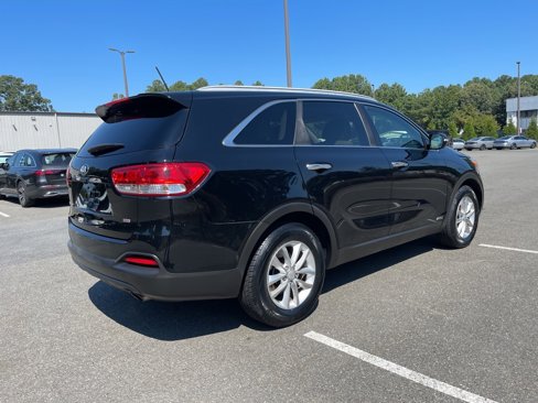 Used 2016 Kia Sorento LX image 5
