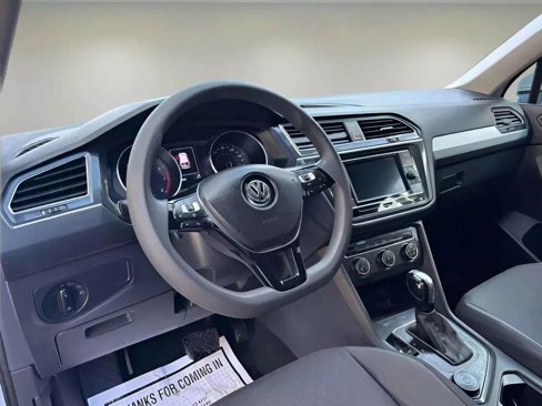 Used 2019 Volkswagen Tiguan S image 14