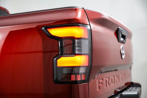 New 2025 Nissan Frontier SV w/ SV Convenience Package image 12
