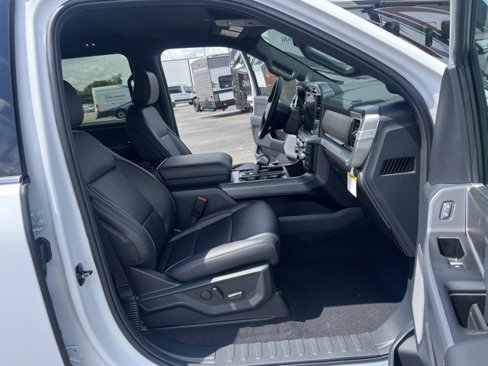 New 2025 Ford F150 Lariat image 15