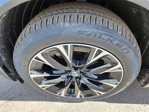 New 2025 MAZDA CX-90 Plug-In Hybrid w/ Premium Plus image 9