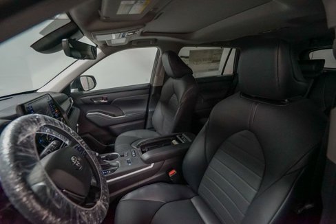 New 2025 Toyota Highlander XLE image 20