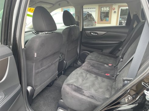Used 2014 Nissan Rogue SV w/ SV Premium Package image 25