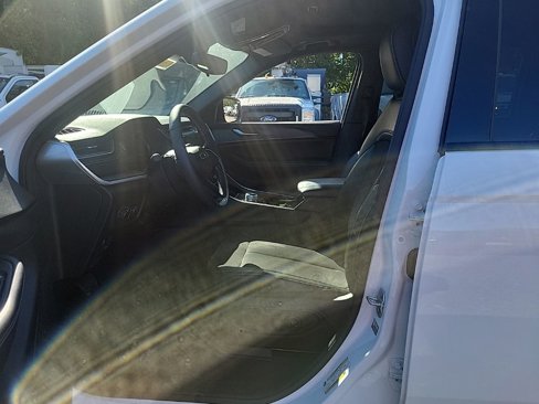 Used 2023 Jeep Grand Cherokee Altitude image 13