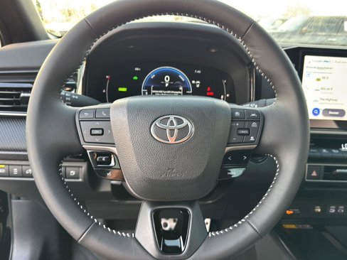 New 2026 Toyota Camry Hybrid image 17
