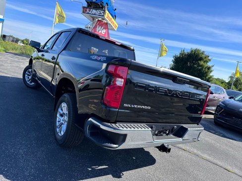 New 2026 Chevrolet Silverado 1500 LT image 14
