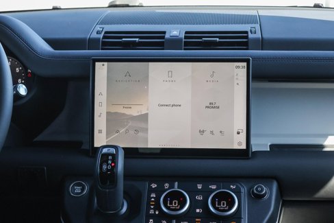 New 2025 Land Rover Defender 110 S image 16