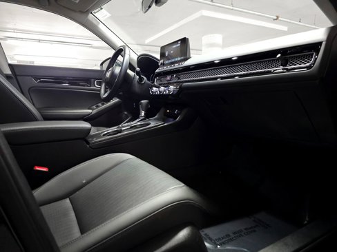 Certified 2024 Honda Civic EX-L image 39