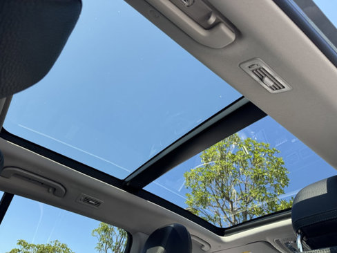 New 2026 Mercedes-Benz GLS 450 4MATIC image 3