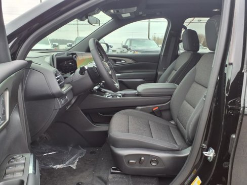New 2025 Chevrolet Traverse LT w/ Sun and Wheel Package image 13
