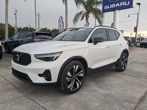 New 2026 Volvo XC40 B5 Ultra w/ Protection Package Premier image 8
