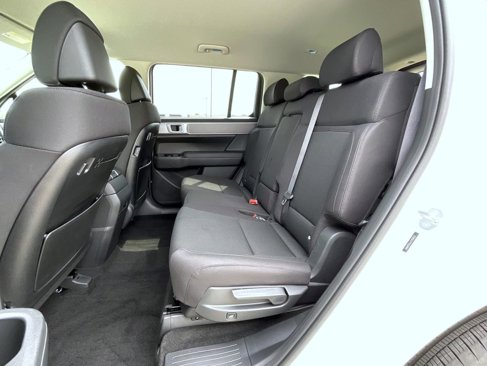 New 2026 Hyundai Santa Fe SE image 12