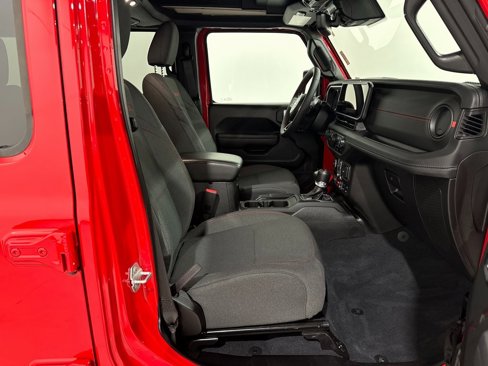 Used 2024 Jeep Wrangler Unlimited Rubicon w/ Technology Group image 20