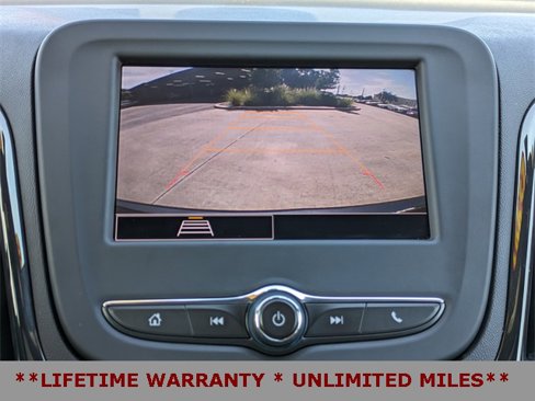 Used 2022 Chevrolet Equinox RS w/ LPO, Floor Liner Package image 25