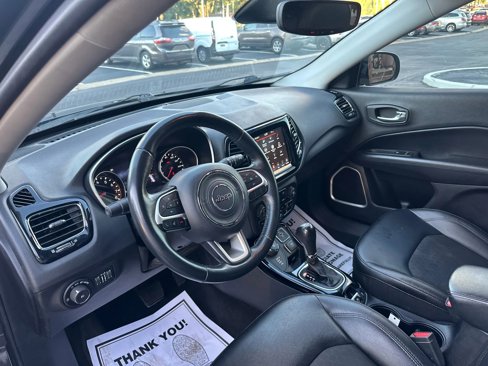 Used 2019 Jeep Compass Latitude image 13