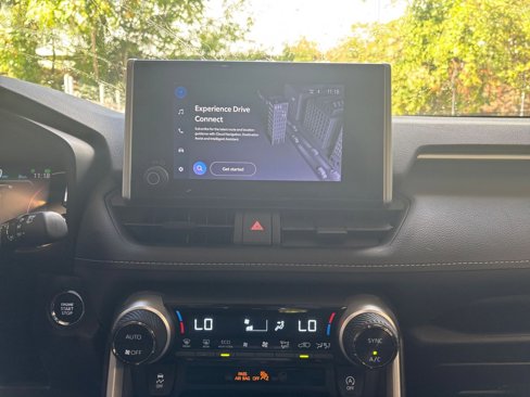 Used 2024 Toyota RAV4 XLE image 18