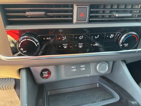 New 2026 Nissan Rogue S image 17