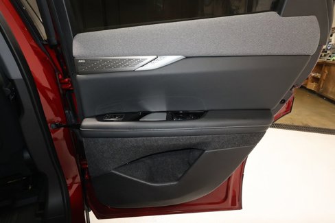 Certified 2025 Cadillac Optiq Sport 2 w/ LPO, Floor Liner Package image 19