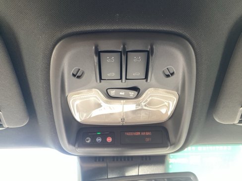 Certified 2025 Chevrolet Colorado ZR2 w/ Midnight Edition image 32