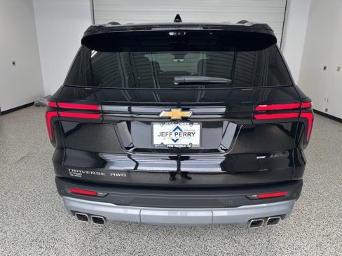 New 2026 Chevrolet Traverse LT w/ Driver Confidence Package image 24