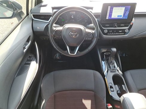Used 2023 Toyota Corolla LE image 11