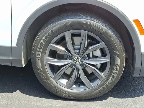 Used 2024 Volkswagen Tiguan Wolfsburg Edition image 9