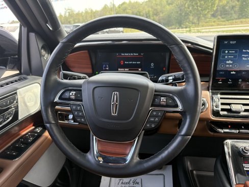 Used 2024 Lincoln Navigator L Reserve image 33