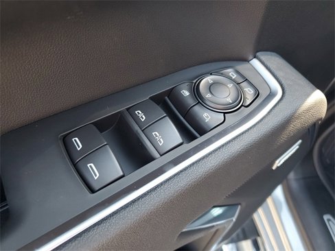 New 2026 GMC Sierra 1500 SLT w/ SLT Premium Plus Package image 9