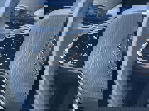 New 2025 Volkswagen ID. Buzz Pro S image 21