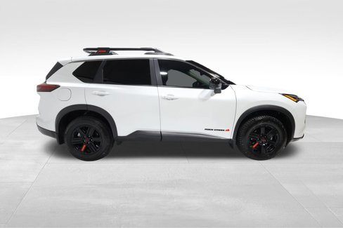 Used 2025 Nissan Rogue SV w/ Rock Creek Premium Package image 5