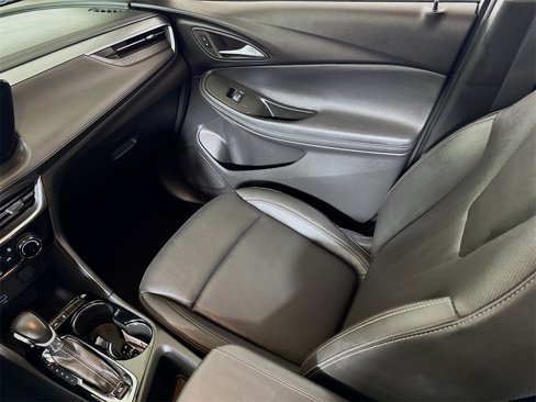 Certified 2024 Buick Encore GX Sport Touring image 19