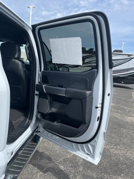 New 2025 Ford F150 Lariat w/ Equipment Group 501A Mid image 15