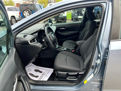 Used 2021 Toyota Corolla LE image 16