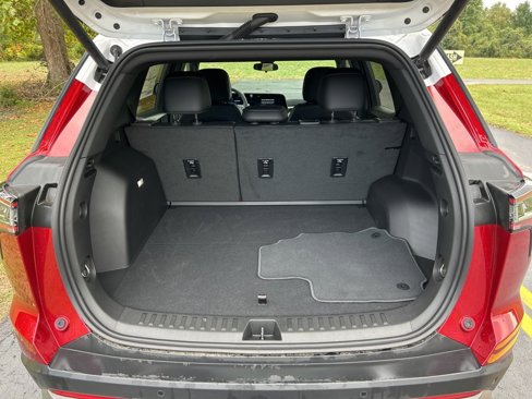 New 2025 Chevrolet Equinox LT w/ Convenience Package II image 9