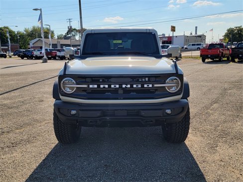 New 2025 Ford Bronco Outer Banks image 10