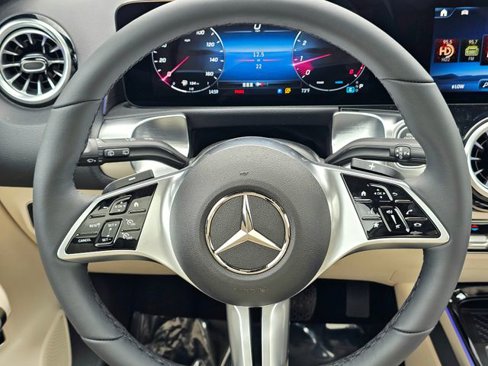New 2026 Mercedes-Benz GLB 250 4MATIC image 32