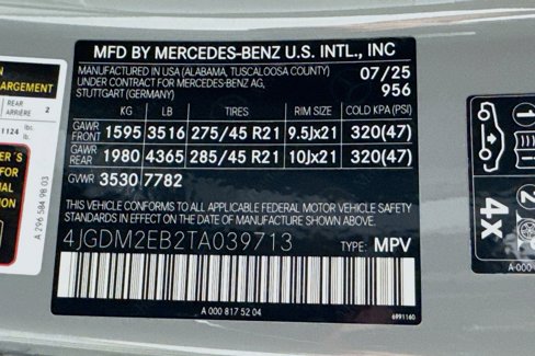 New 2026 Mercedes-Benz EQS 400 4MATIC SUV image 24