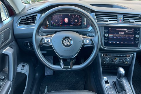 Used 2019 Volkswagen Tiguan SEL image 14