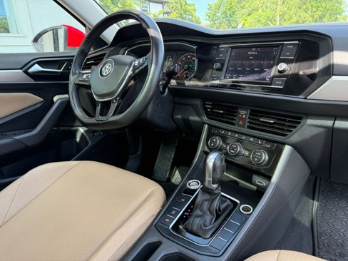 Used 2019 Volkswagen Jetta SE image 27
