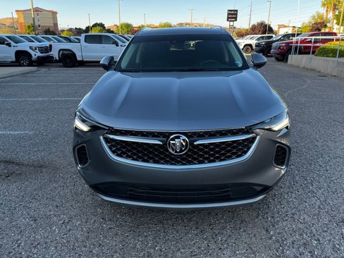 Used 2022 Buick Envision Avenir w/ Technology Package II image 2
