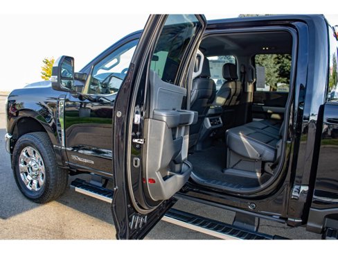 New 2026 Ford F350 Lariat image 43