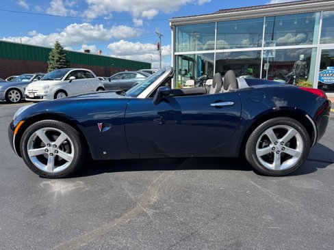 Used 2008 Pontiac Solstice Convertible w/ Preferred Package image 5