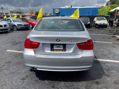 Used 2011 BMW 328i xDrive Sedan image 7