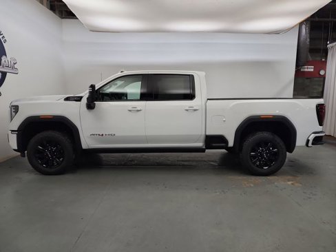 New 2026 GMC Sierra 2500 AT4 w/ AT4 Premium Plus Package image 4