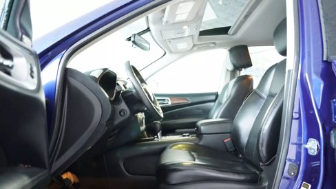 Used 2017 Nissan Pathfinder Platinum w/ Family Entertainment Package image 12
