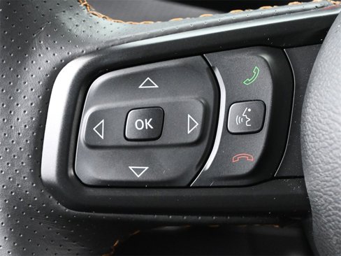 Used 2024 Jeep Gladiator Mojave w/ Safety Group image 5