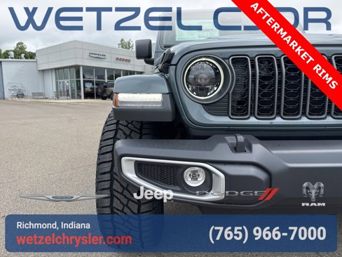 New 2025 Jeep Gladiator Sport image 9
