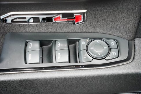 Used 2023 GMC Sierra 1500 AT4 w/ Technology Package image 17