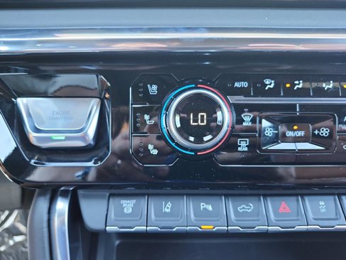 New 2026 GMC Sierra 3500 Denali Ultimate image 18