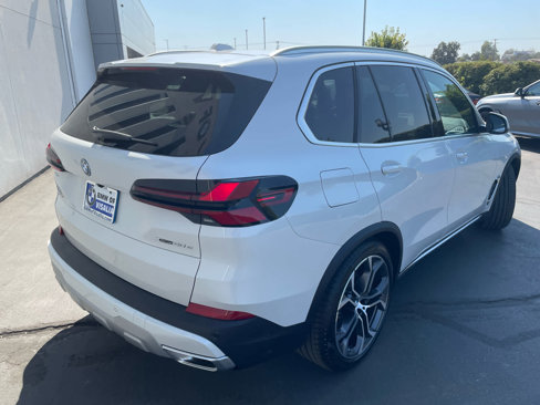 New 2026 BMW X5 xDrive50e w/ Climate Comfort Package image 5